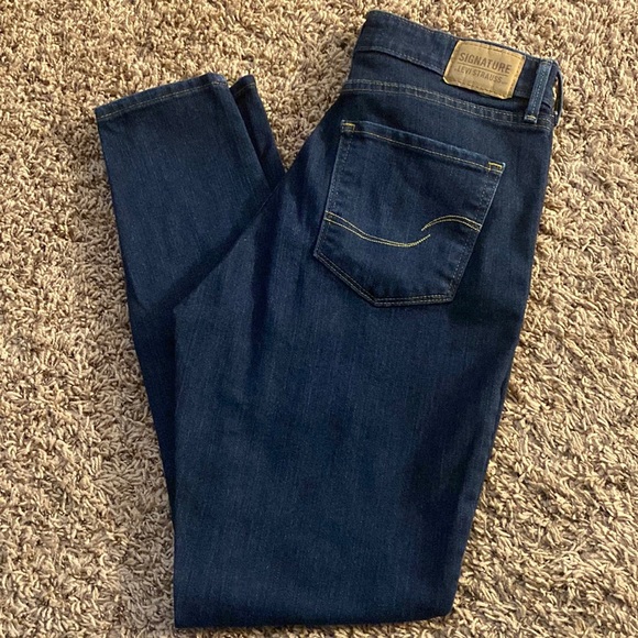 Levi Strauss high-rise signature jeans women’s size 8 - Picture 1 of 4
